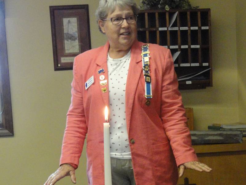 Mendota DAR Chapter to sign veterans cards Dec. 6