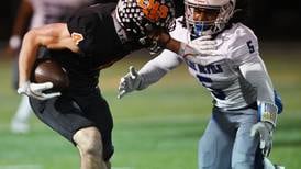 Libertyville’s quick air strikes take down Warren to take North Suburban Conference title
