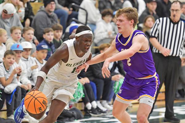 Glenbard West turns around early 12-point deficit to top Downers Grove North by 14