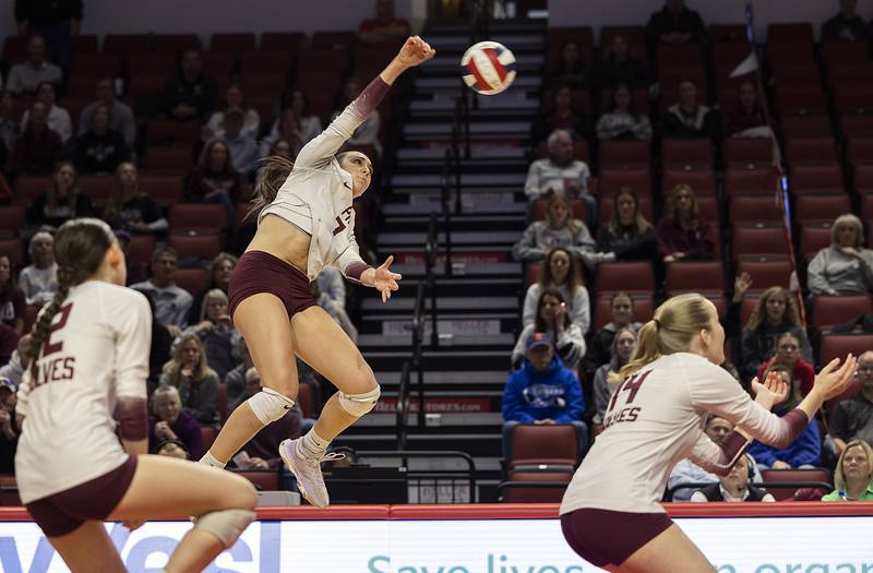 Prairie Ridge's Maizy Agnello makes a play against DePaul College Prep Saturday, Nov. 16, 2024, in the Class 3A third place state volleyball match at CEFCU Arena in Normal.
