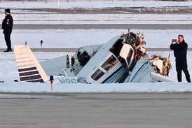 2 dead in plane crash at DuPage Airport in West Chicago