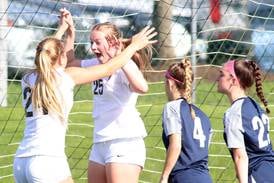 Prairie Ridge finally breaks through in 2-1 win over Cary-Grove