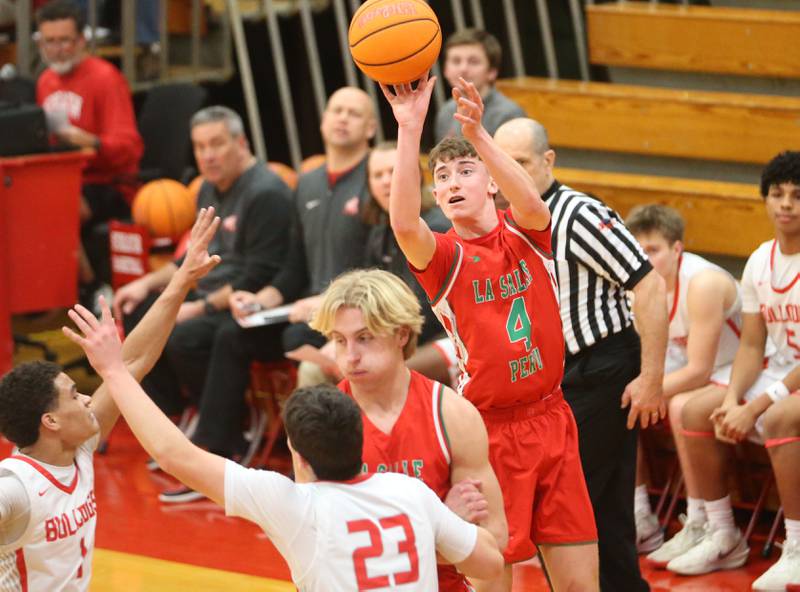 L-P's John Sowers shoots a wide open jump shot against Streator on Tuesday, Jan. 13, 2026 in Pops Dale Gymnasium at Streator High School.