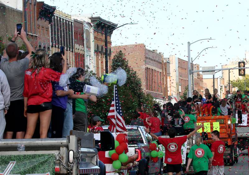 Confetti falls during the L-P Homecoming parade on Thursday, Oct. 5, 2023 downtown La Salle.