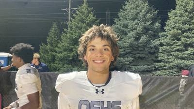Oswego East throttles Joliet West to open season with a statement