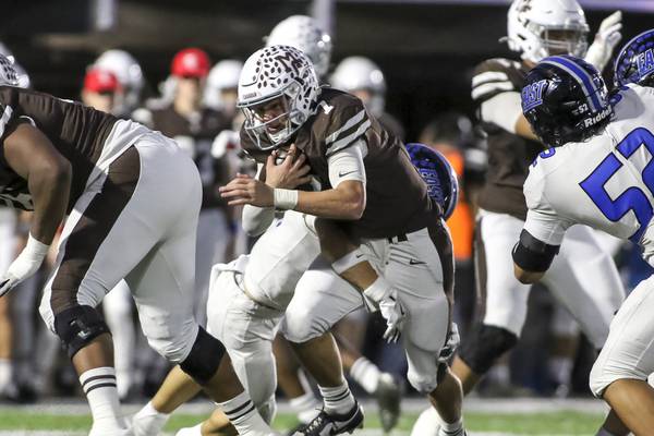 Mount Carmel completely overwhelms Lincoln-Way East