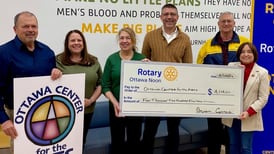 Ottawa Noon Rotary Club presents more than $4K grant to arts center