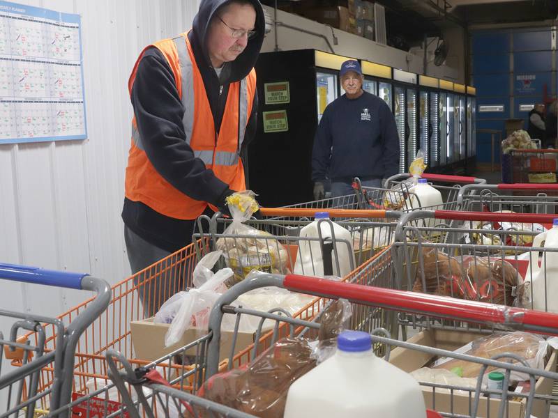 Photos: Hall Township Food Pantry offers Thanksgiving relief