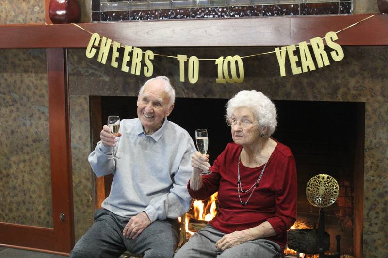 Crystal Lake residents Bob and Helen Farris celebrate Bob's 100th birthday Jan. 18, 2025 at Turnberry Golf Club in Lakewood.