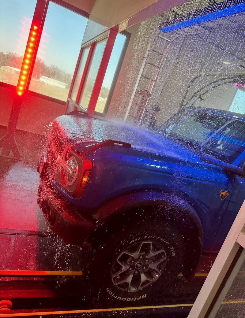 Water Castle Car Wash - Five Terrific Benefits of Regular Car Washing