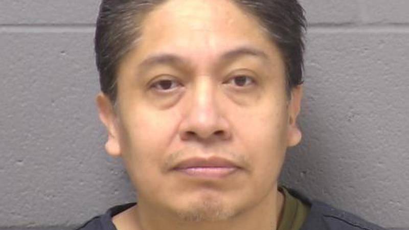 Glendale Heights man delays trial in attempted murder of Joliet police officer 