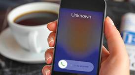 Illinois residents warned against AI phone scams that mimic voices
