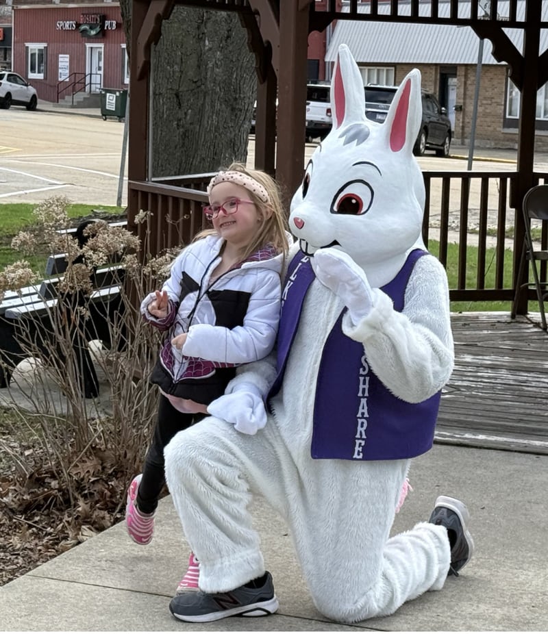 Photos from the 2026 Mendota YMCA Easter egg hunt.