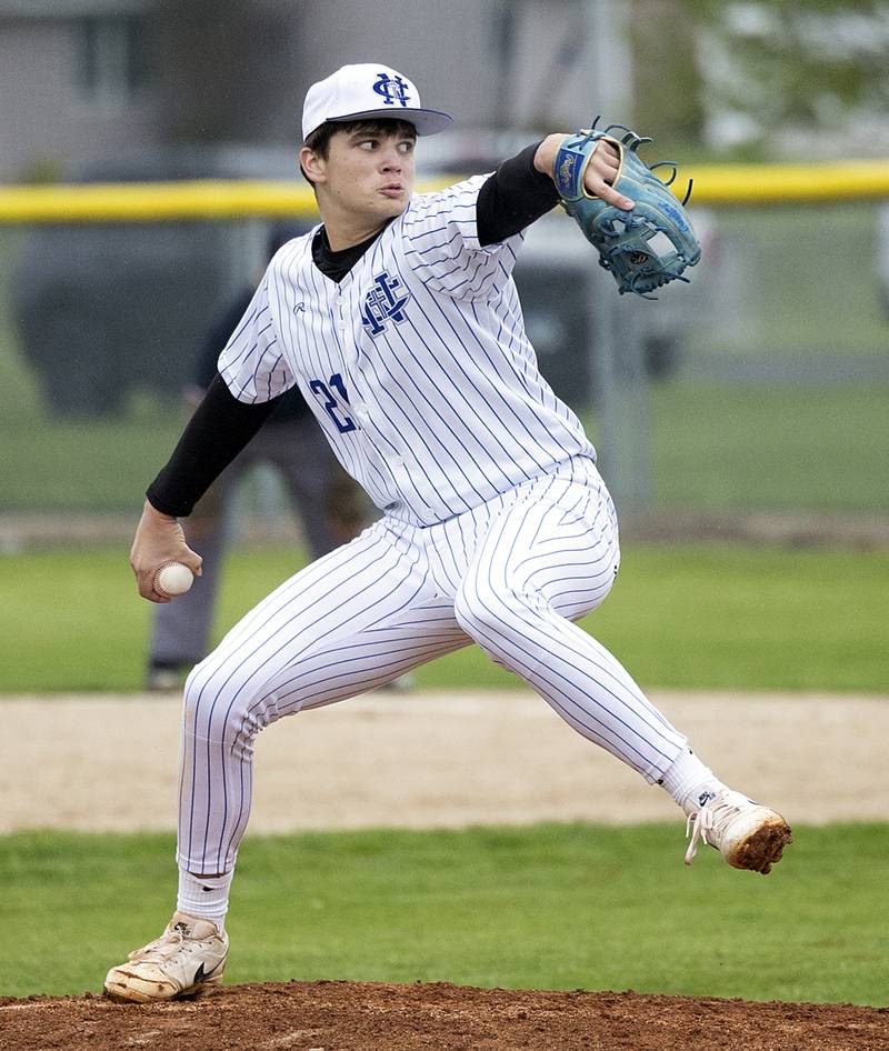 Newman’s Michael Morse winds up for a pitch against Mendota Thursday, April 30, 2026.