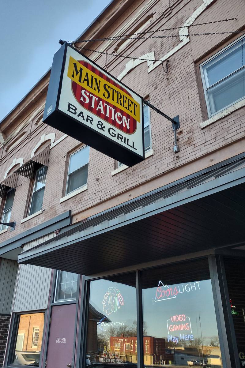 Main Street Station Bar & Grill in downtown Mendota