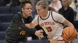 Wubonsie Valley tops Hinsdale Central in Bill Neibch Holiday Classic semifinal