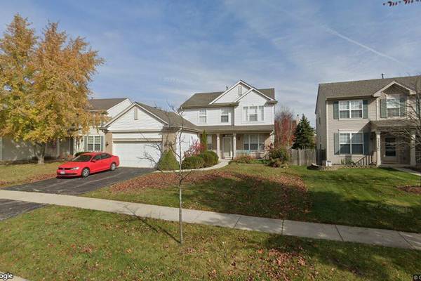 Single-family home in Lake In The Hills goes for $430,000