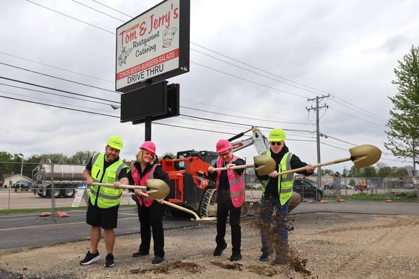 Photos: Tom & Jerry's breaks ground in first step to rebuilding restaurant after devastating fire