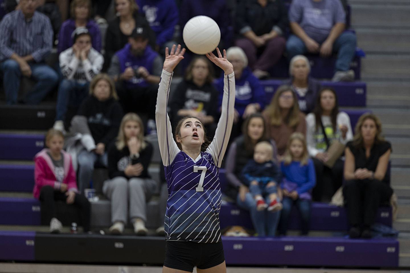 Dixon’s Sydney Hargrave sets the ball in the regional semifinal Tuesday, Oct. 25, 2022 against Ottawa.