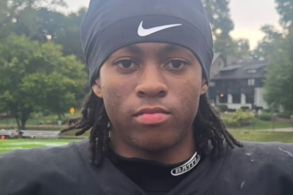 AJ Rayford sparks Glenbard West to victory over Downers Grove North