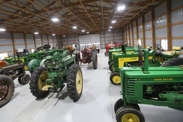 Photos: Pat and Sharon Broeren Auction featured 33 vintage tractors
