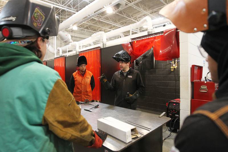 Mike Shallcross, of Crystal Lake, adjunct teacher, teaches a SMAW Shielded Metal Arc Welding class at the College of Lake County Advanced Technology Center (ATC) on November 18th in Gurnee.
Photo by Candace H. Johnson for Shaw Local News Network