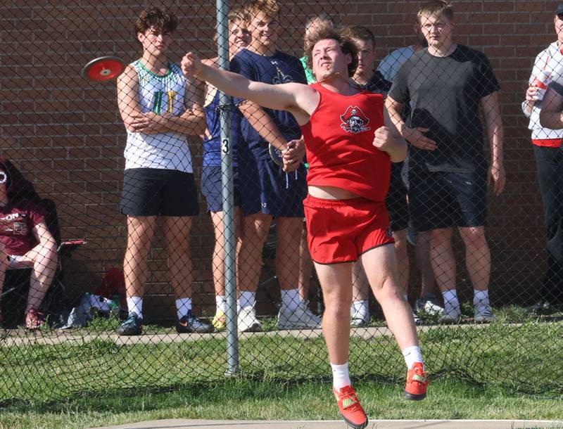 Ottawa's Ethan Poutre throws discus during the Class 2A Sectional on Wednesday, May 20, 2026 at Pontiac High School.
