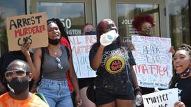 Protesters decry Joliet police handling of Eric Lurry’s death