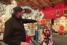 Santa to swap reindeer for carousel horses during upcoming visits with kids at Volo Museum
