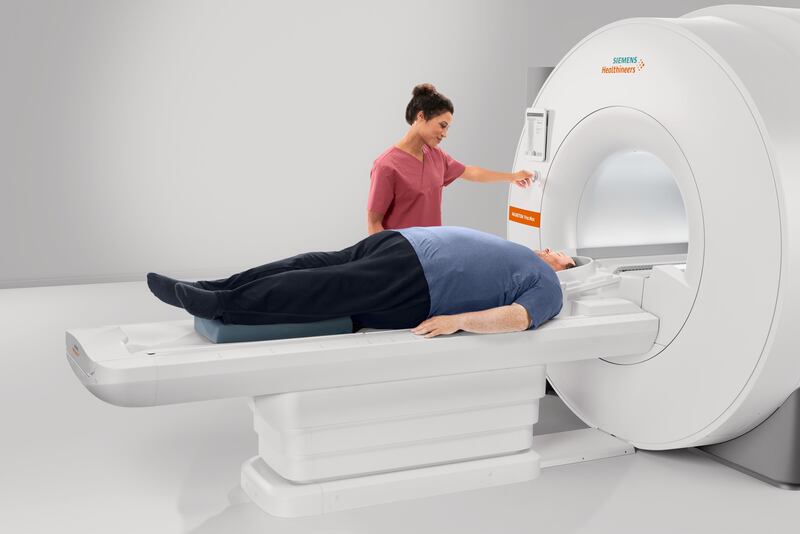 The new Siemens Magnetom Free.Max MRI, one of the world’s most advanced magnetic resonance imaging scanners on the market today, is now available at Fox Valley Orthopedics Elgin location.