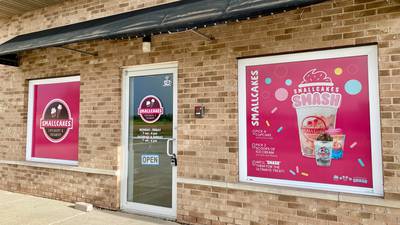 New Sycamore bakery offers gourmet cupcakes