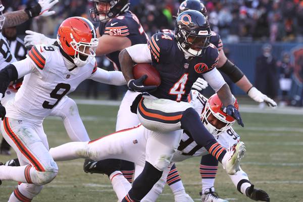 Chicago Bears answer Ben Johnson’s challenge in 31-3 blowout of Cleveland Browns