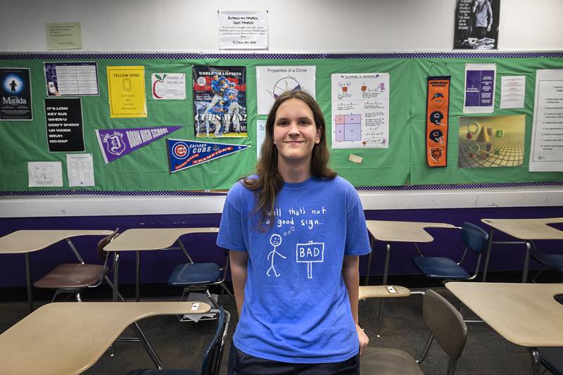 Name: Aaron Fitzanko
DHS Junior.
Knowledge Strength: Science/Math/Religion
Favorite question: What is the Kissing number of a 3-dimensional sphere? Answer: 12.