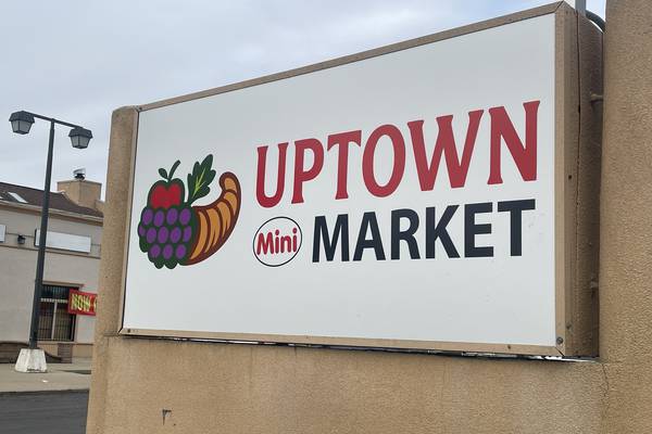 Uptown Mini Market opens on DeKalb’s northwest side