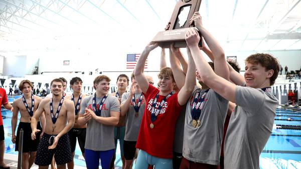 Hinsdale Central wins third straight state title going away; Marmion is second