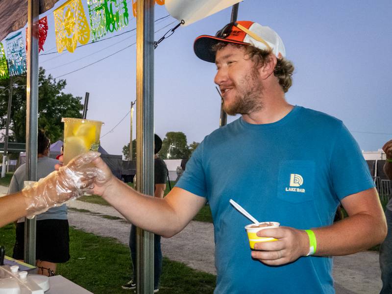 Mendota Man purchases ‘Lemon Shake-up” on Saturday, August 31, 2024 at the Tri County Fair in Mendota.