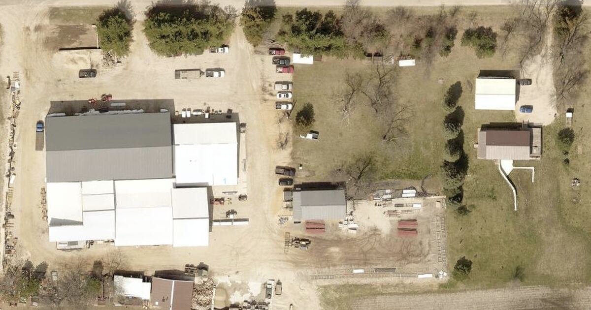 Amboy business makes proposal to address county zoning violations