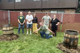 Learn about pawpaw fruits at latest Soup-er Sunday program in DeKalb