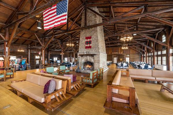 Starved Rock Lodge to host popular Leinenkugel Dinner Nov. 14