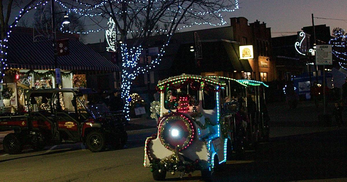 Christmas Walk set to return to Oswego’s downtown Dec. 2 Shaw Local
