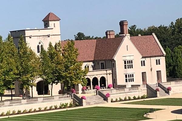 Harvard ‘castle’ still on the market – for about $4M – after auction produced no buyer 