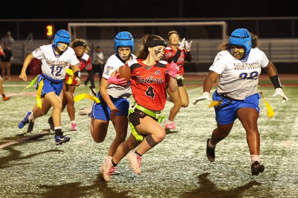 Bradley-Bourbonnais downs Joliet Central 60-7 in season opener