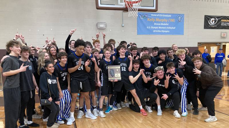 St. Francis holds off furious comeback by Joliet Catholic to win regional championship