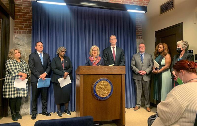 Sen. Suzy Glowiak Hilton, D-Western Springs, outlines a measure addressing organized retail crime and illicit trade at a news conference Tuesday. The measure defines organized retail crime in law and provides greater charging authority to prosecutors against retail crime
