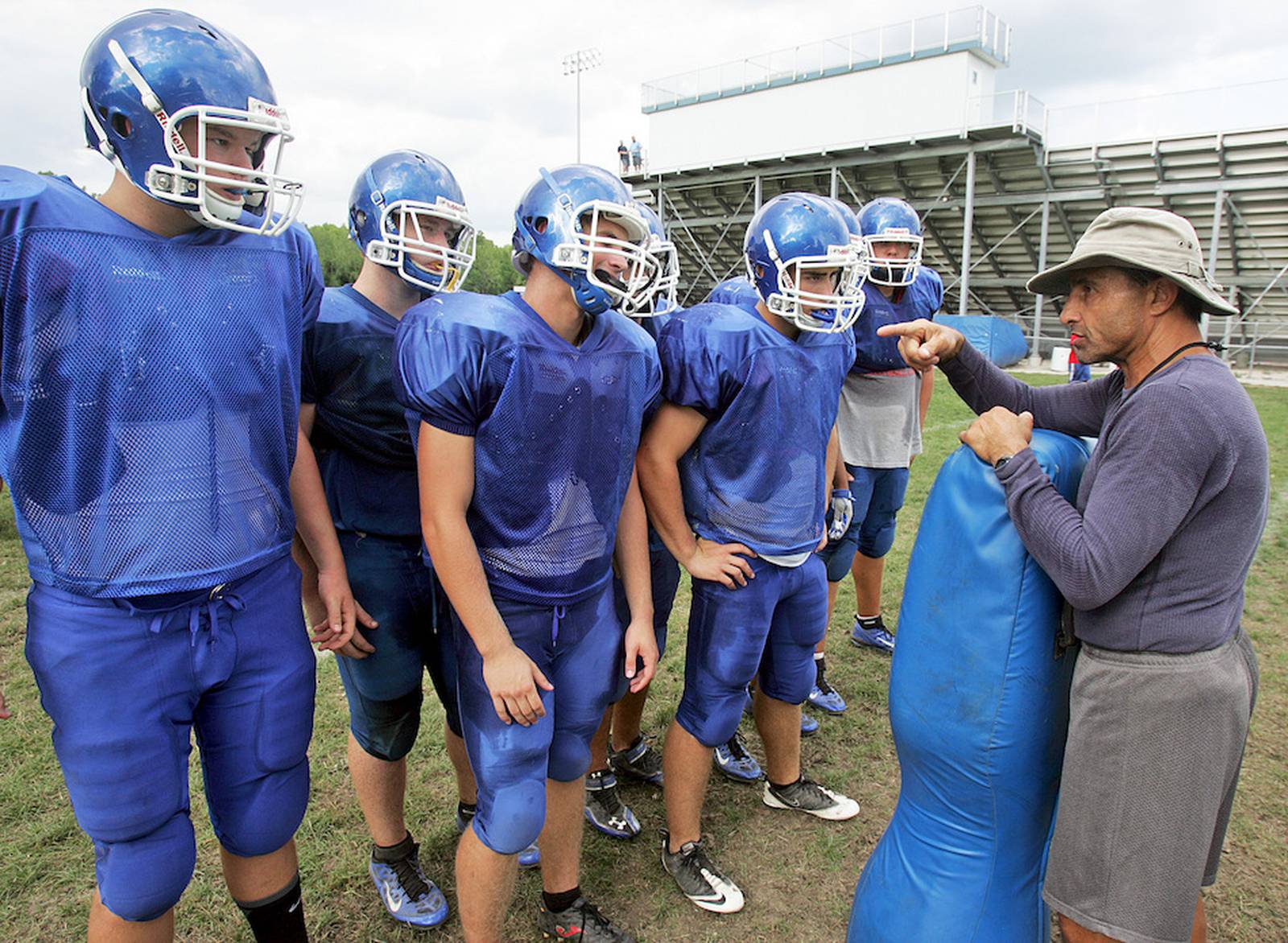 Grant welcomes former Dundee-Crown football coach – Shaw Local 
