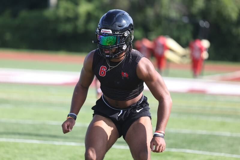 Bolingbrook linebacker Marcus Williams looks to make a play at the Morris 7 on 7 scrimmage. Tuesday, July 19, 2022 in Morris.