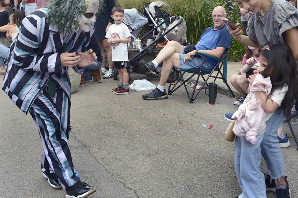 Ottawa Scarecrow Fest, Fall Fest & parade set for Oct. 4-5