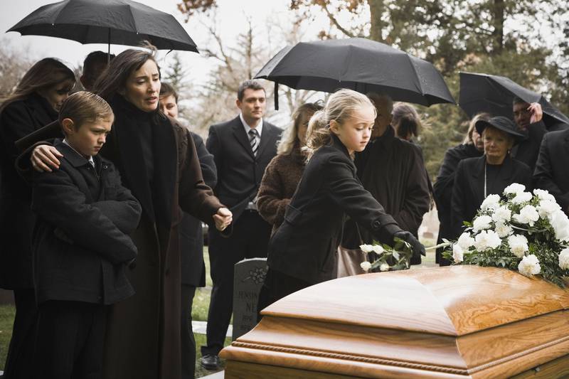 Tezak Funeral Home - 3 things to not say when someone loses a loved one