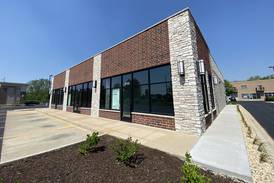 Drive-thru restaurant, smoothie spot could be coming to DeKalb 