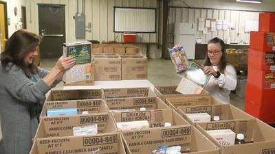 Photos: Illinois Valley Food Pantry braces for Federal Food Aid shutdown
